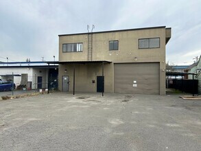 7123 Curragh Av, Burnaby, BC for sale Building Photo- Image 2 of 7