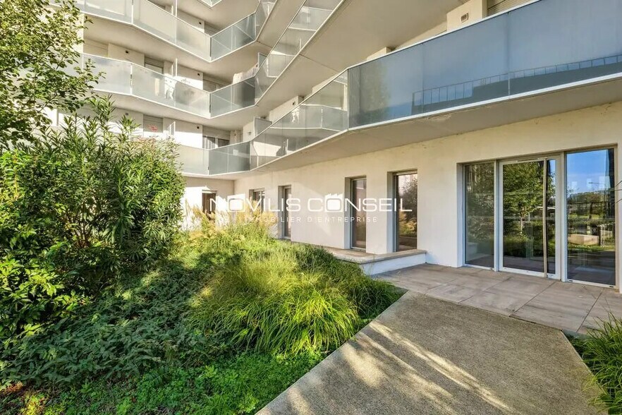 Office in Toulouse for lease - Building Photo - Image 1 of 4