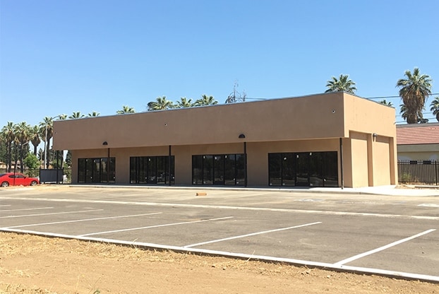 5046 E Mono St, Fresno, CA for lease - Building Photo - Image 2 of 3