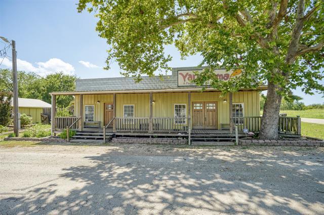 130 Gonzales St, Paige, TX for sale - Building Photo - Image 1 of 8