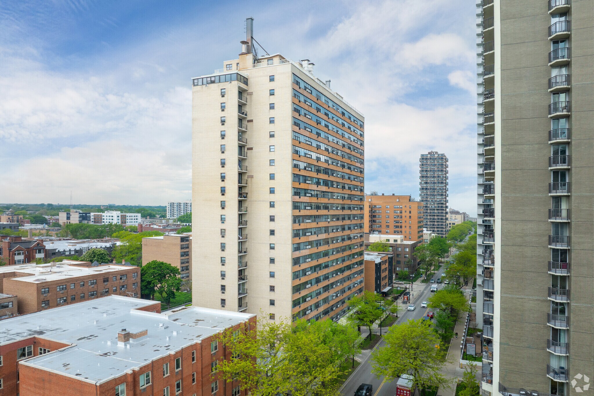6030 N Sheridan Rd, Chicago, IL for sale Primary Photo- Image 1 of 1