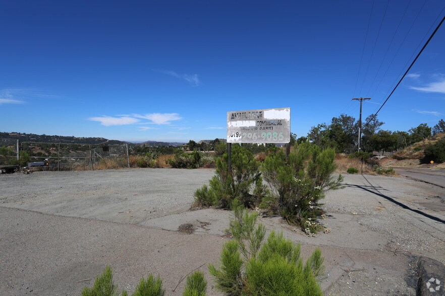 1140 Tavern Rd, Alpine, CA for sale - Primary Photo - Image 1 of 1