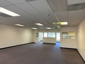 126 W 25th Ave, San Mateo, CA for lease Interior Photo- Image 1 of 3