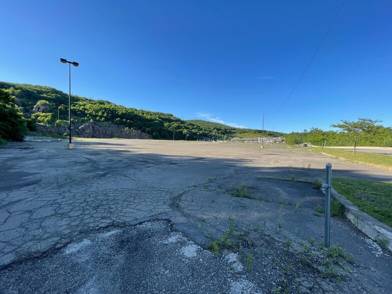 Scranton Carbondale Highway, Scranton, PA for lease - Primary Photo - Image 1 of 5