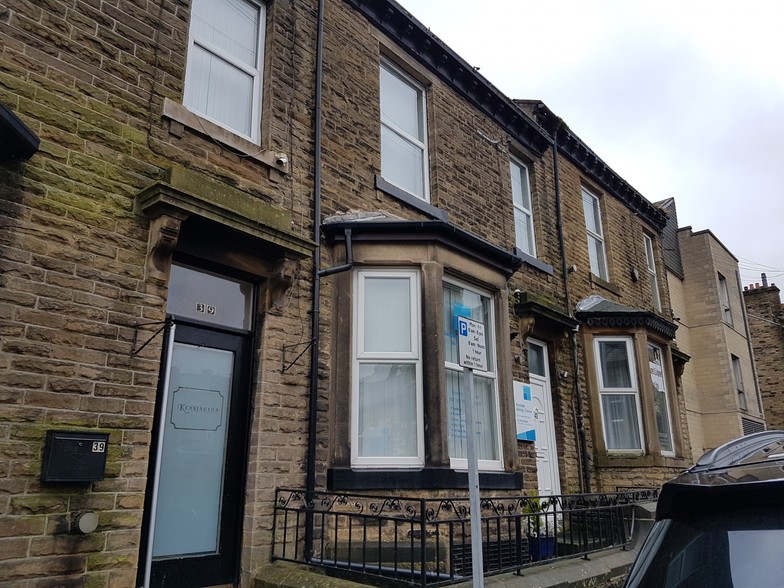 39 Devonshire Street, Keighley for sale - Primary Photo - Image 1 of 1