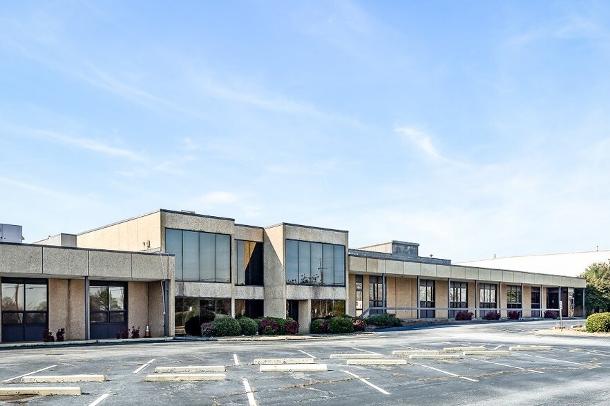 535 Macon St, McDonough, GA for sale - Building Photo - Image 1 of 1