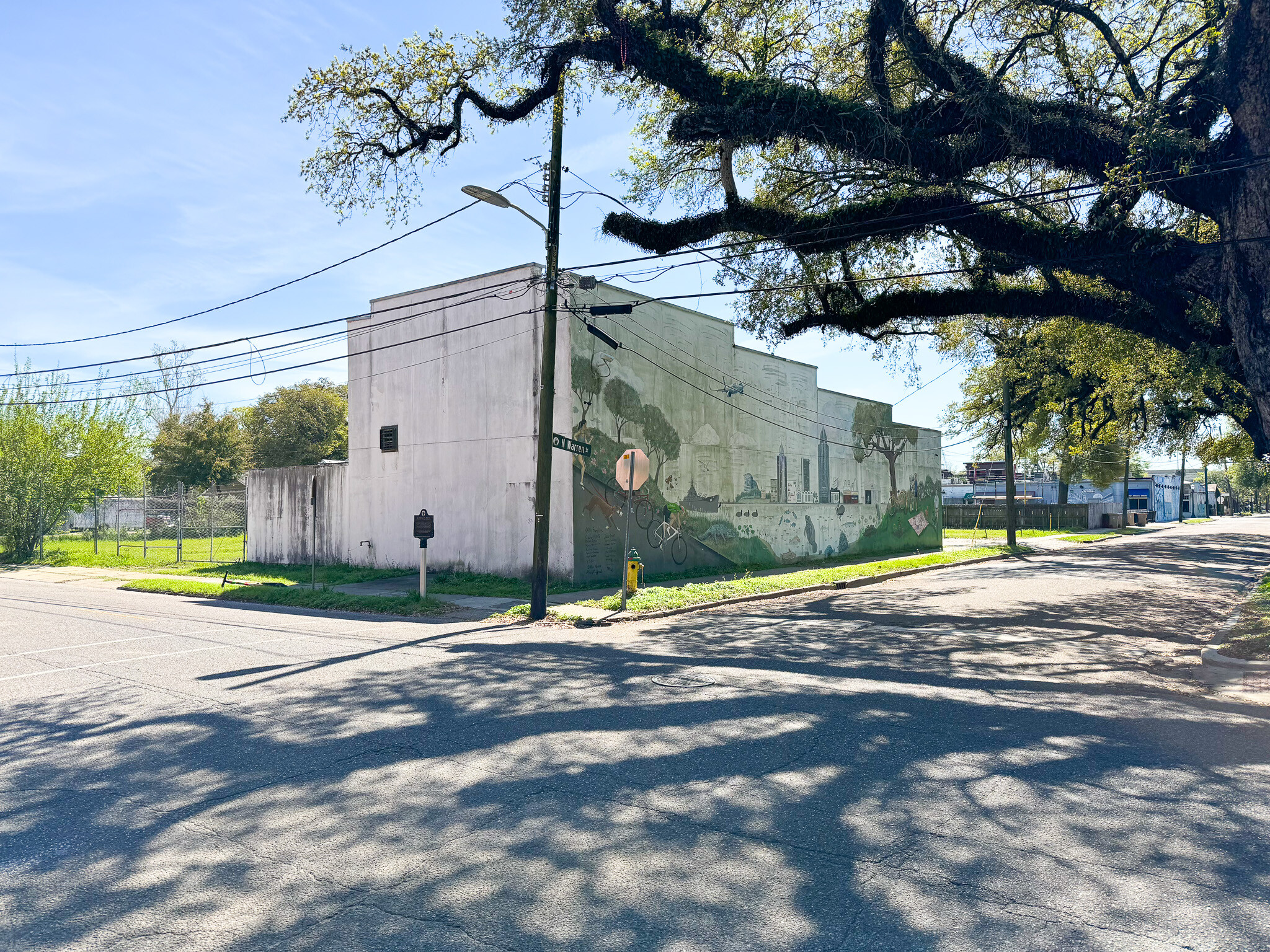 561 Saint Francis St, Mobile, AL for lease Building Photo- Image 1 of 13