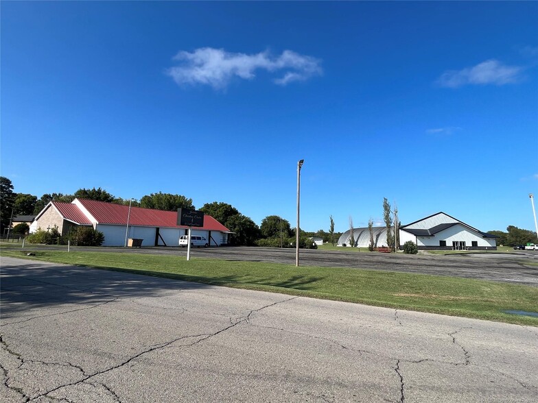 2710 S Cherokee Dr, Muskogee, OK for sale - Building Photo - Image 2 of 38