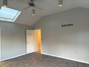 6371 Riverside Dr, Dublin, OH for lease Interior Photo- Image 2 of 4