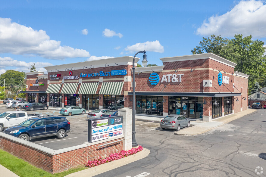 30252-30278 Woodward Ave, Royal Oak, MI for sale - Primary Photo - Image 1 of 1