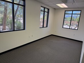 18001 N 79th Ave, Glendale, AZ for lease Interior Photo- Image 2 of 18