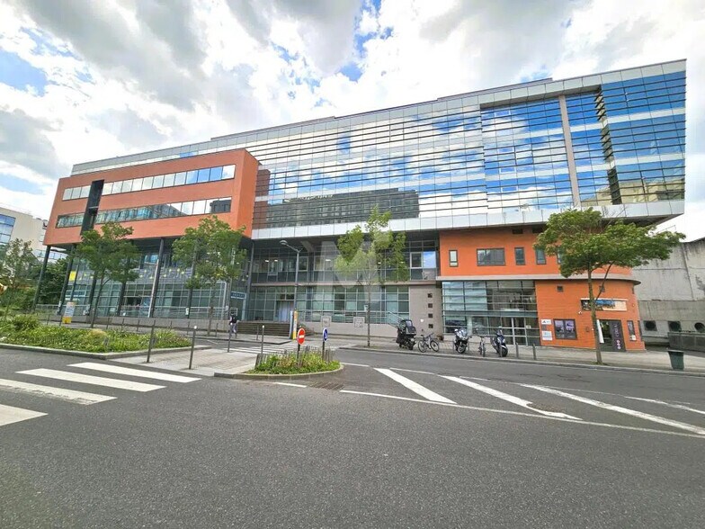 Flex in Massy for lease - Building Photo - Image 2 of 14