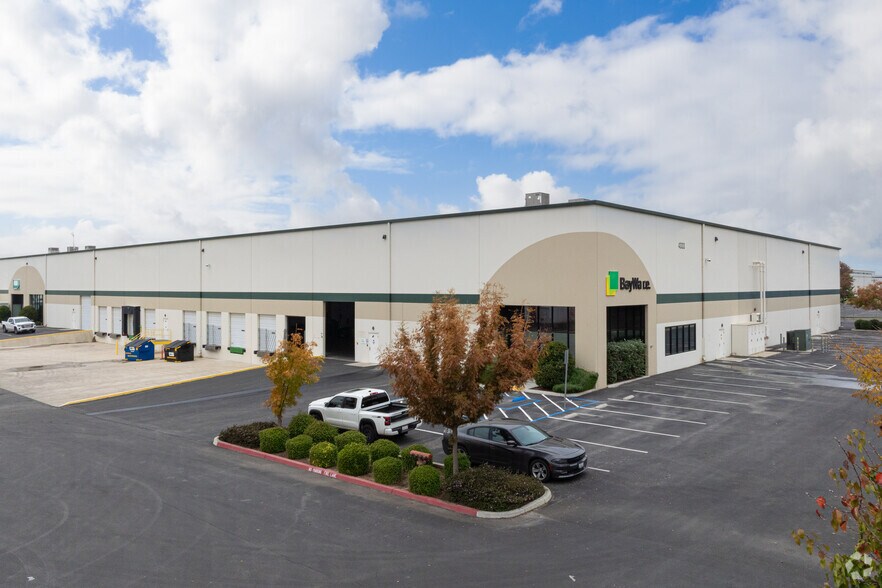 4333 S Minnewawa Ave, Fresno, CA for sale - Primary Photo - Image 1 of 1