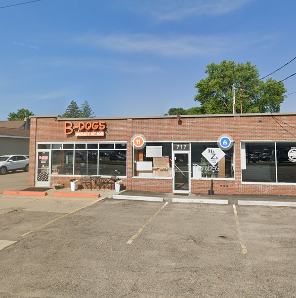 715-725 N State Rd, Davison, MI for lease - Building Photo - Image 2 of 2