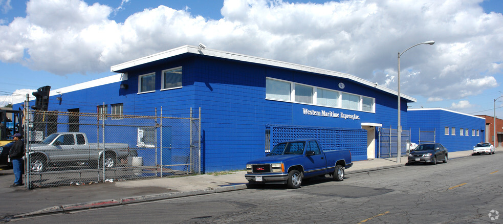 745 W 17th St, Long Beach, CA for lease - Building Photo - Image 2 of 6