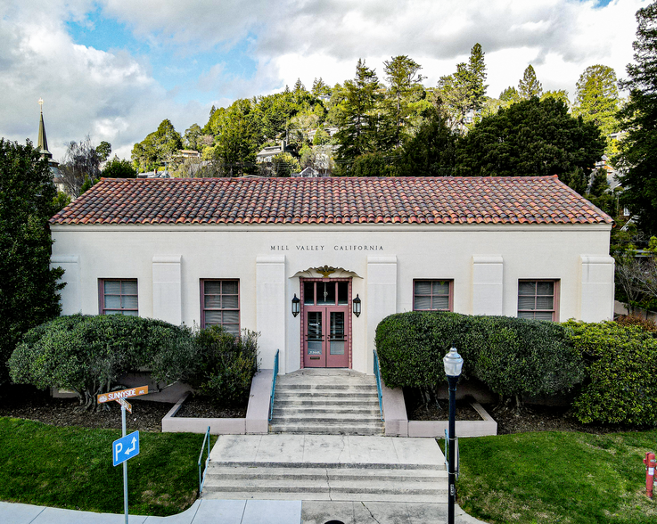 55 Sunnyside Ave, Mill Valley, CA for lease - Building Photo - Image 1 of 10