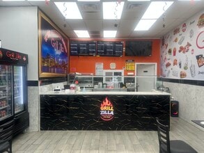 244 Knickerbocker Ave, Brooklyn, NY for lease Interior Photo- Image 2 of 12