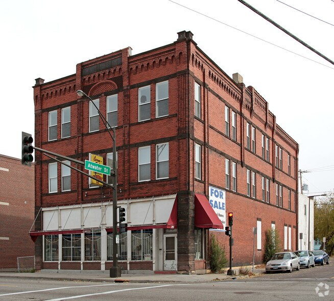 842 Rice St, Saint Paul, MN 55117