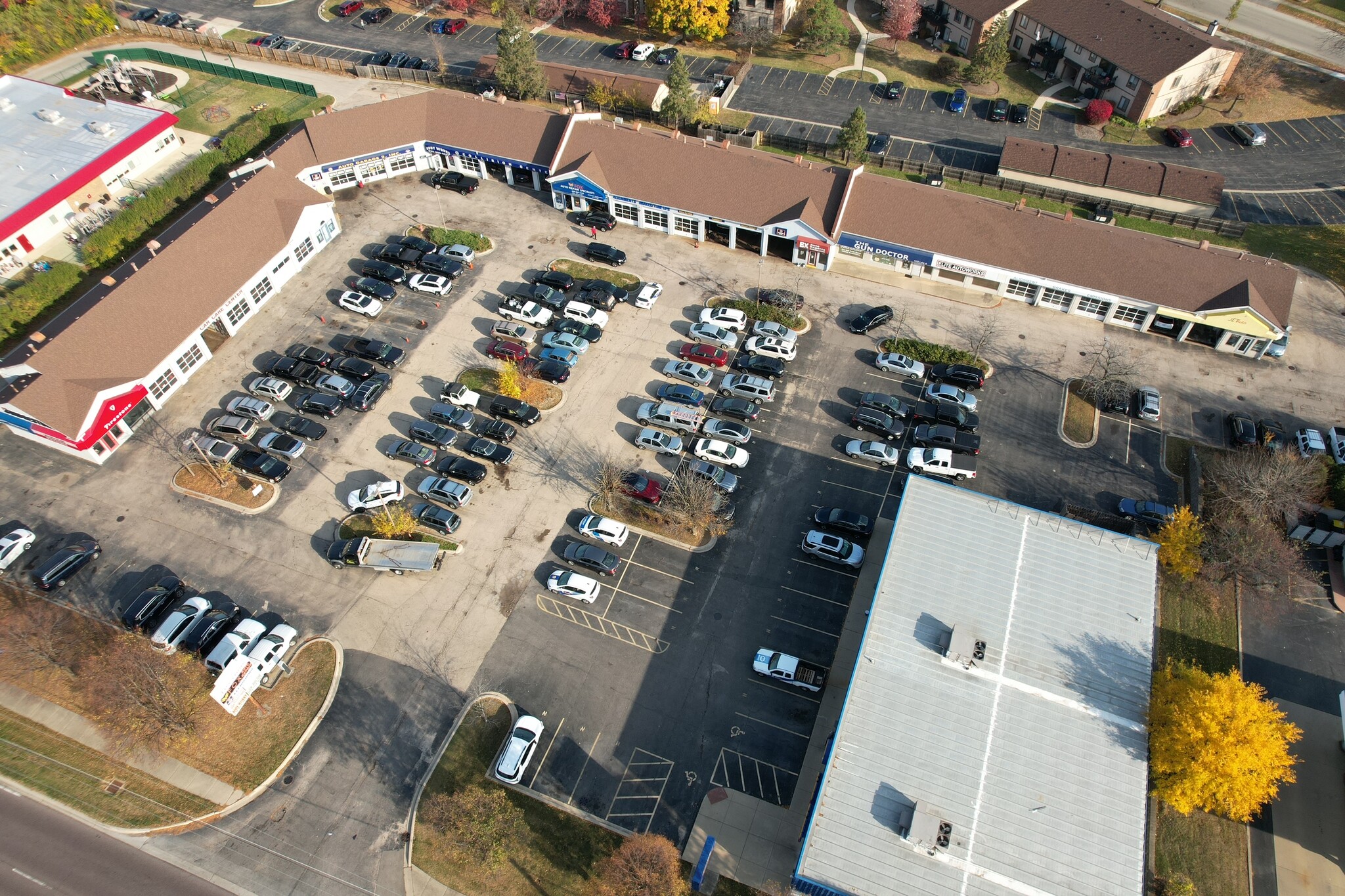 1046 Lake St, Roselle, IL for sale Building Photo- Image 1 of 8