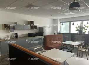 Office in Montbonnot-Saint-Martin for lease Interior Photo- Image 1 of 11