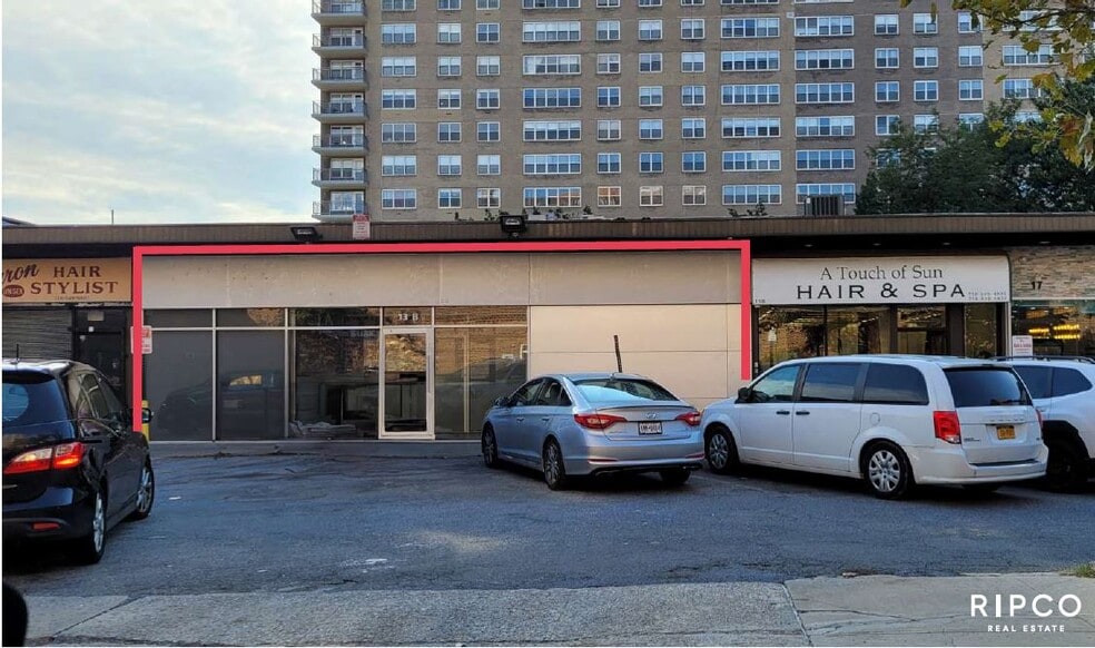 11-21 Knolls Crescent, Bronx, NY for lease - Building Photo - Image 1 of 5