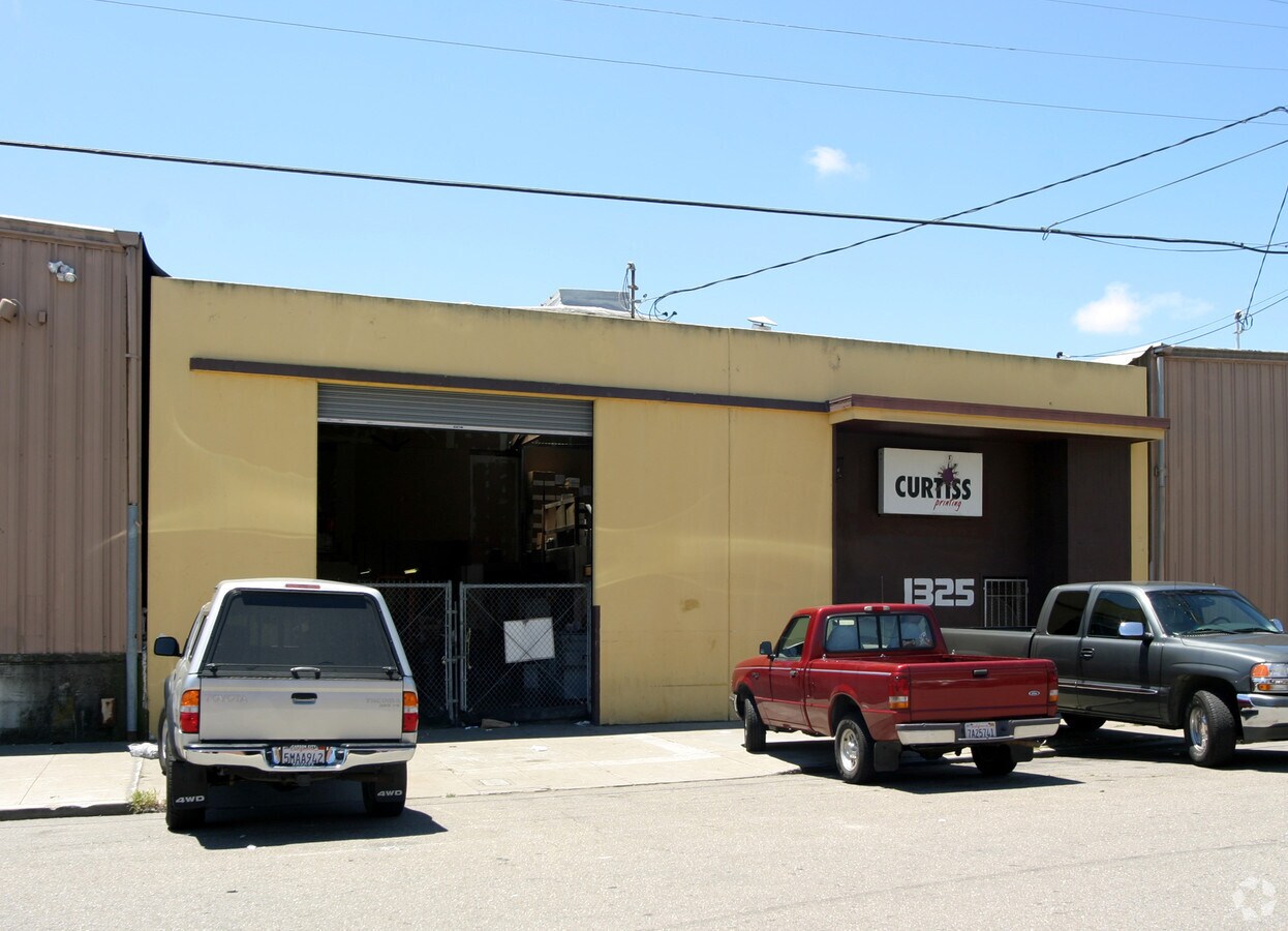 1325 Egbert Ave, San Francisco, CA 94124