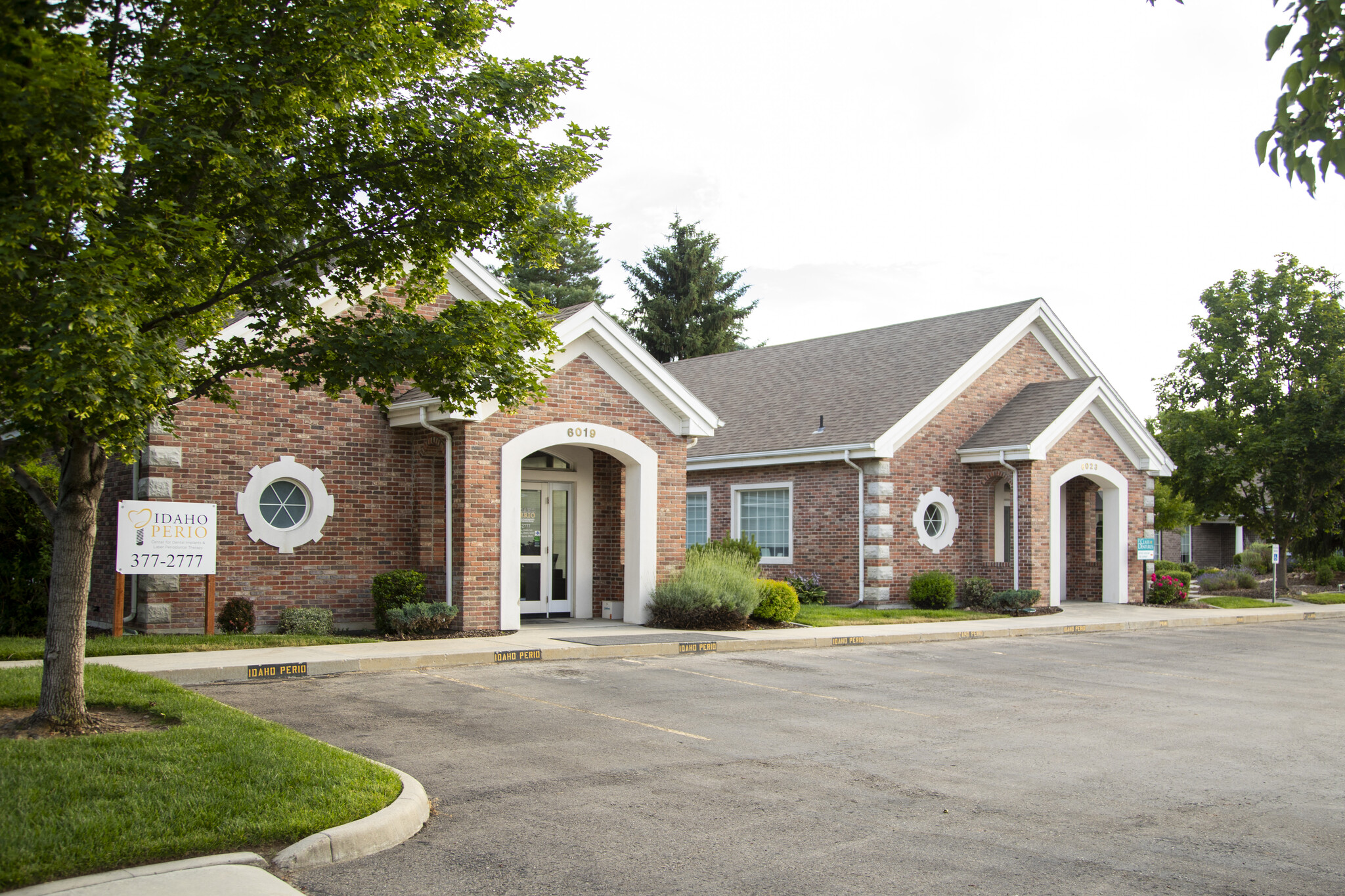 6019-6023 N Eagle Rd, Boise, ID for sale Building Photo- Image 1 of 1