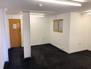 Castle Way, Louth for lease Interior Photo- Image 2 of 4