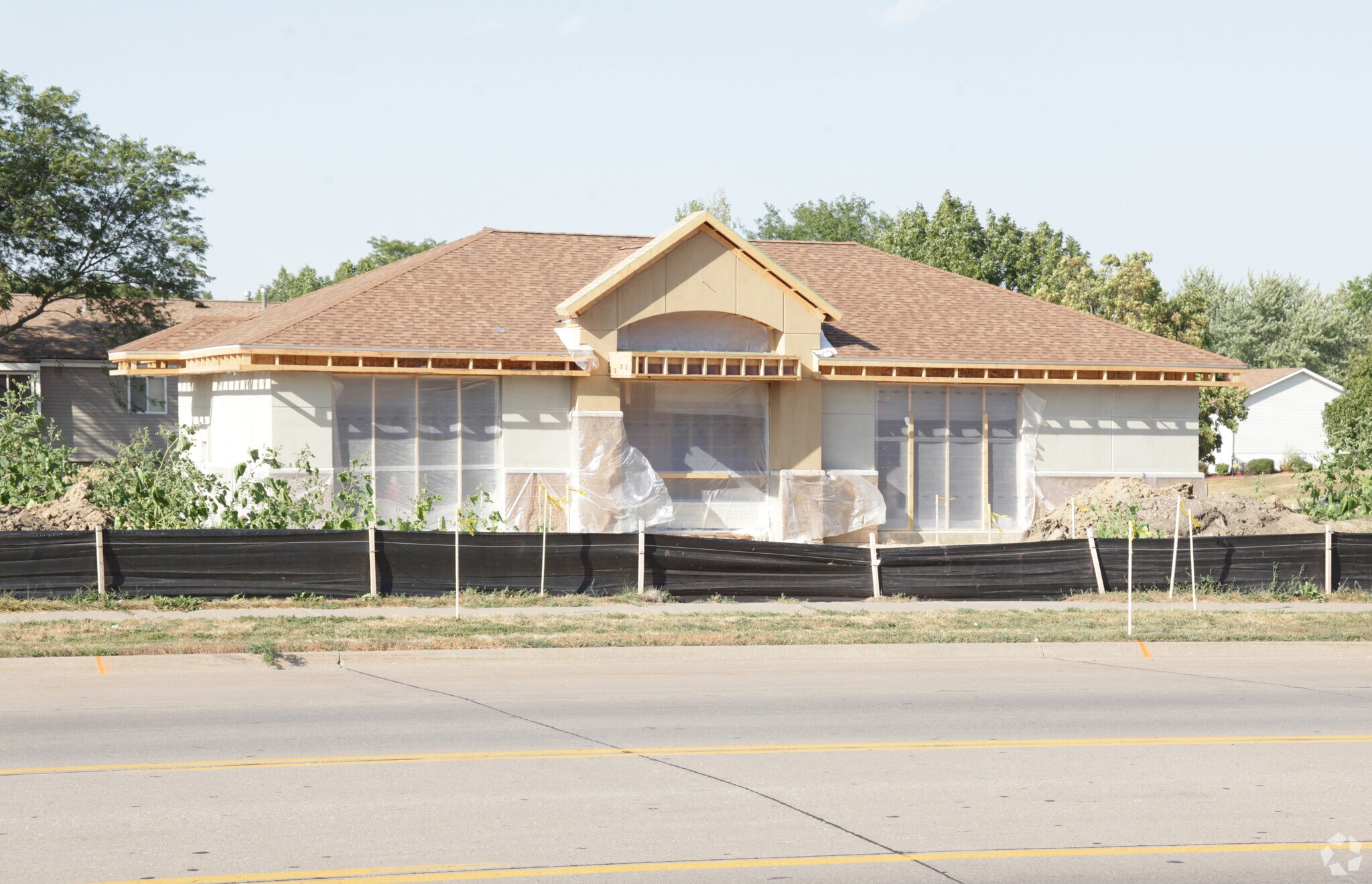 4402 W Locust St, Davenport, IA for sale Primary Photo- Image 1 of 1