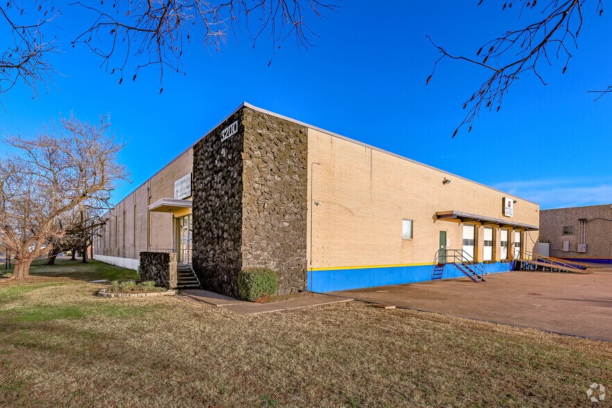 3200 E Randol Mill Rd, Arlington, TX for sale - Primary Photo - Image 1 of 1