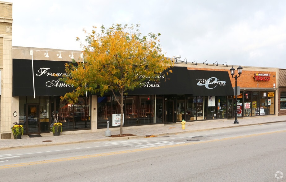 174-176 N York Rd, Elmhurst, IL for sale - Primary Photo - Image 1 of 13