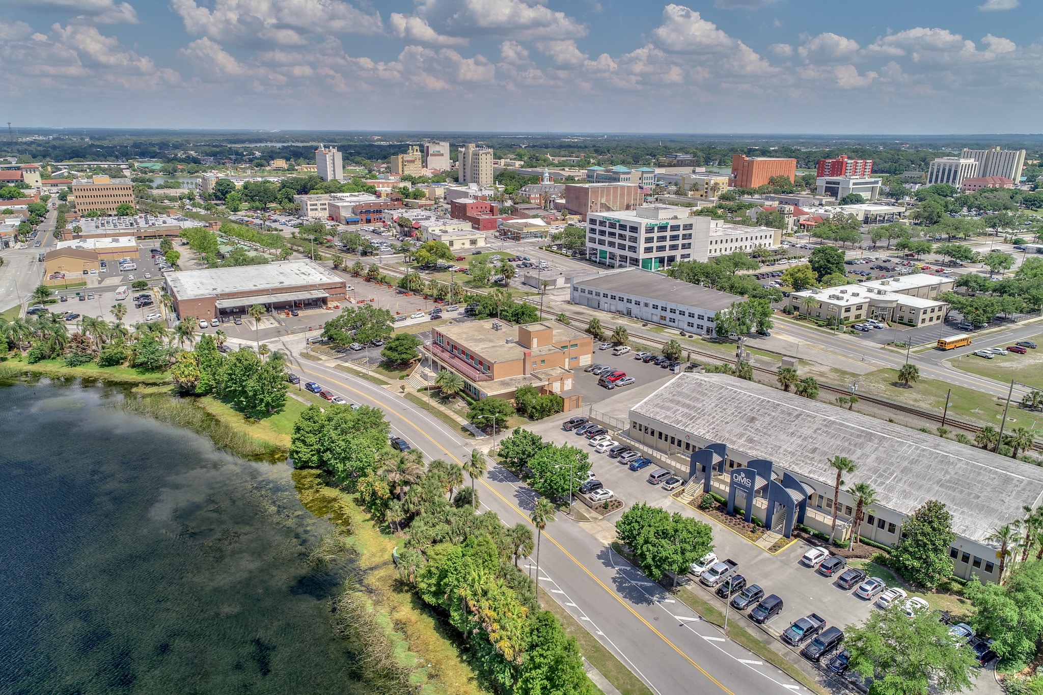 20 Lake Wire Dr, Lakeland, FL 33815 Lakefront Creative Downtown