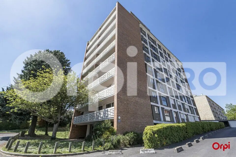 Office in Reims for sale Building Photo- Image 1 of 13
