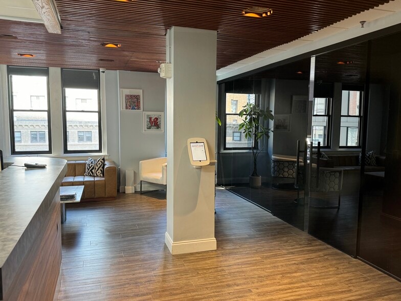 1601 Walnut St, Philadelphia, PA for lease - Interior Photo - Image 3 of 13