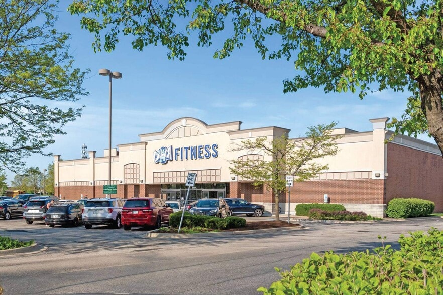 2300 S Eola Rd, Aurora, IL for sale - Building Photo - Image 1 of 4