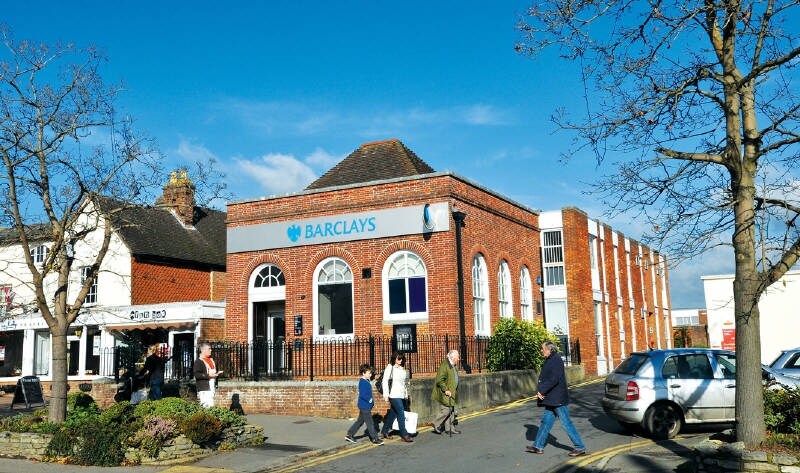 71 High St, Cranleigh for sale - Primary Photo - Image 1 of 1