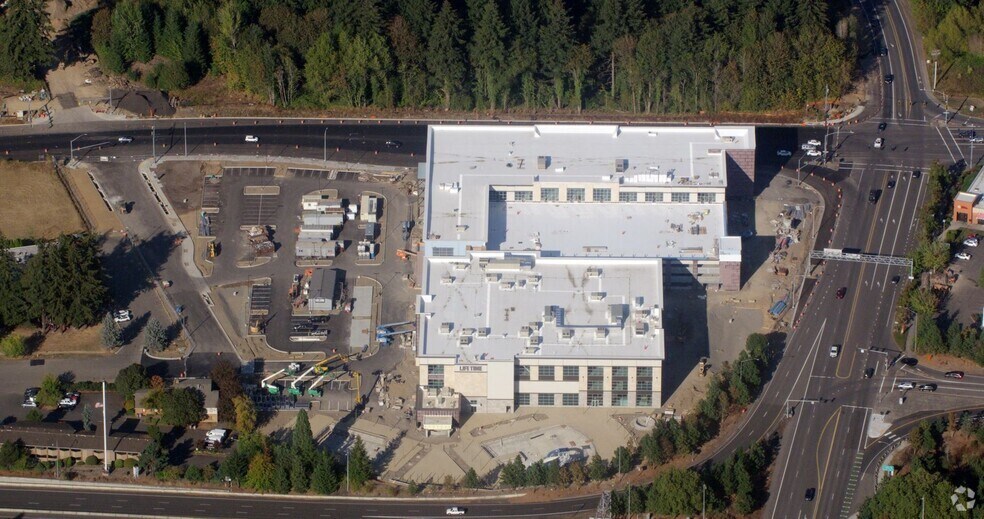 600 SW 116th Ave, Beaverton, OR 97225 Life Time Beaverton