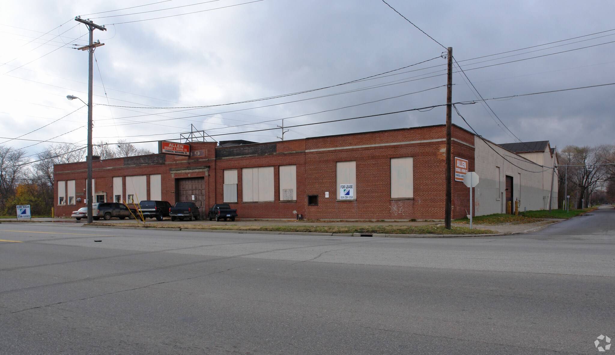 999 N Dort Hwy, Flint, MI for sale Primary Photo- Image 1 of 1