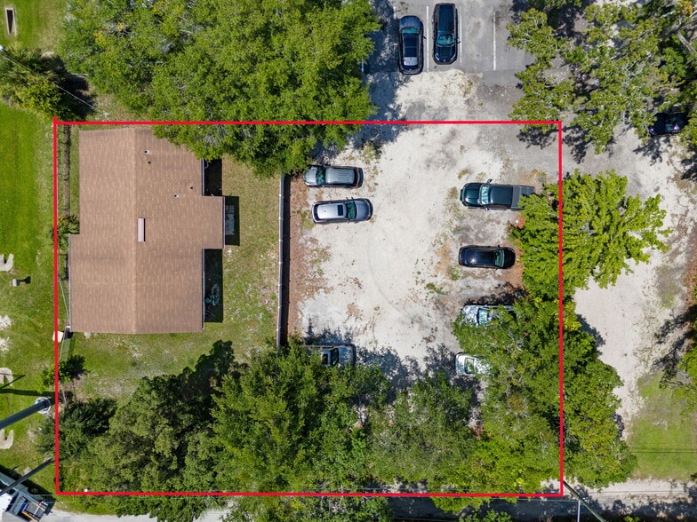 7957 Blanding Blvd, Jacksonville, FL for lease - Building Photo - Image 1 of 20