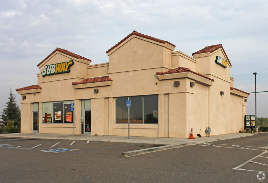 483 Joseph Gallo Ct, Livingston, CA for lease - Primary Photo - Image 1 of 6