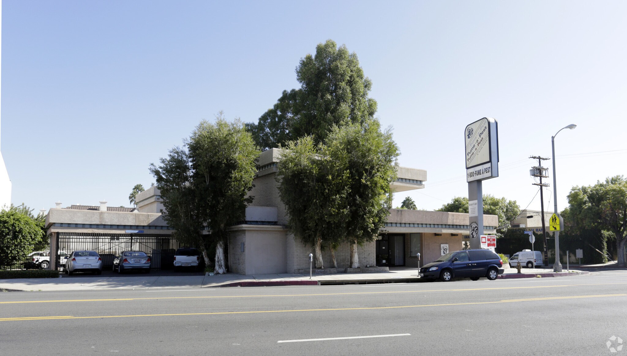 17801 Ventura Blvd, Encino, CA for sale Primary Photo- Image 1 of 1