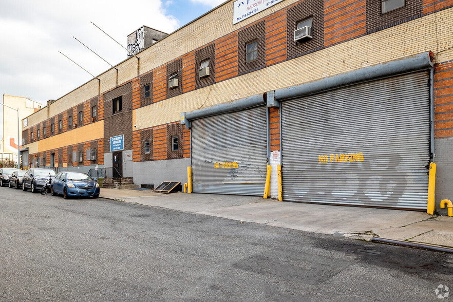 5718 Flushing Ave, Maspeth, NY for lease - Building Photo - Image 2 of 4