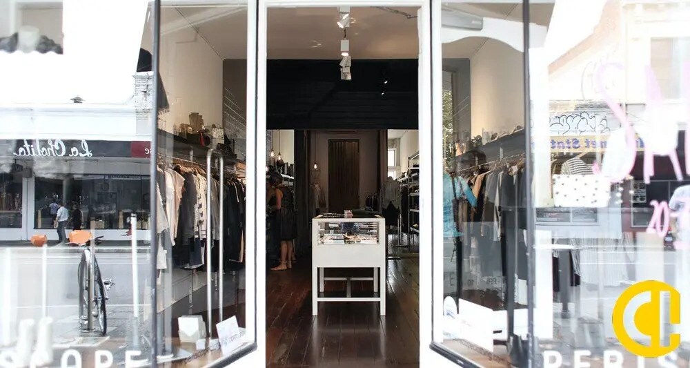 Location Commerce 60 m² - Photo 1