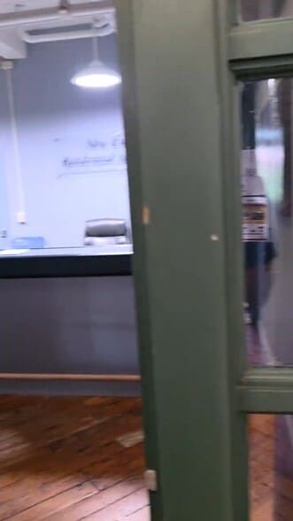 282 Main St Ext, Middletown, CT for lease - Commercial Listing Video - Image 2 of 8