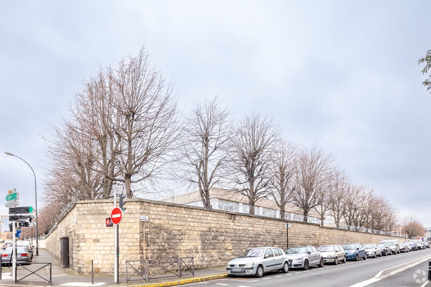 1 Rue Michelet, Ivry-sur-Seine for lease - Building Photo - Image 3 of 3