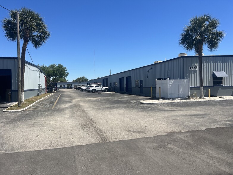2853 Work Dr, Fort Myers, FL for lease - Building Photo - Image 2 of 11