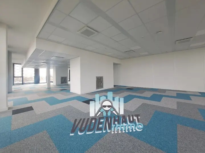 Office in Labège for lease - Building Photo - Image 1 of 9