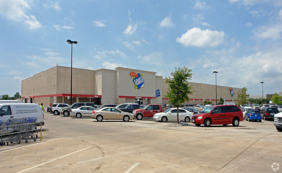 2307-2525 W I-20, Grand Prairie, TX for lease - Building Photo - Image 3 of 13