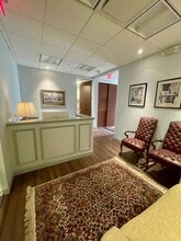 440 Monticello Ave, Norfolk, VA for lease Building Photo- Image 2 of 7