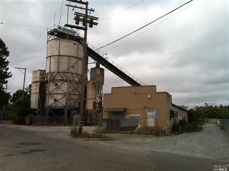 Land in Santa Rosa, CA for sale Primary Photo- Image 1 of 1